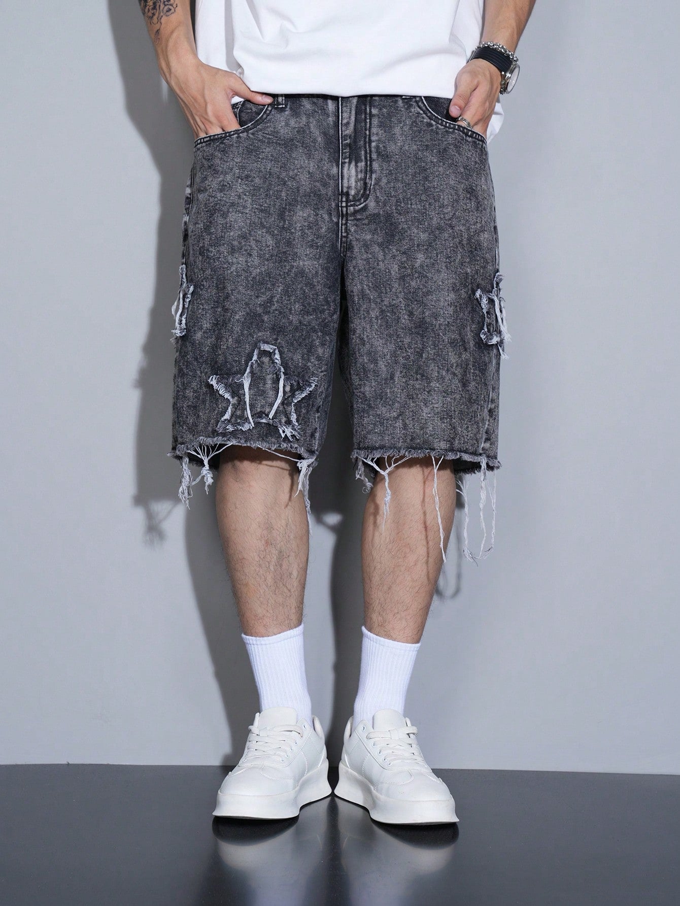 Manfinity EMRG Men'S Casual Distressed Loose Fit Denim Shorts Jorts